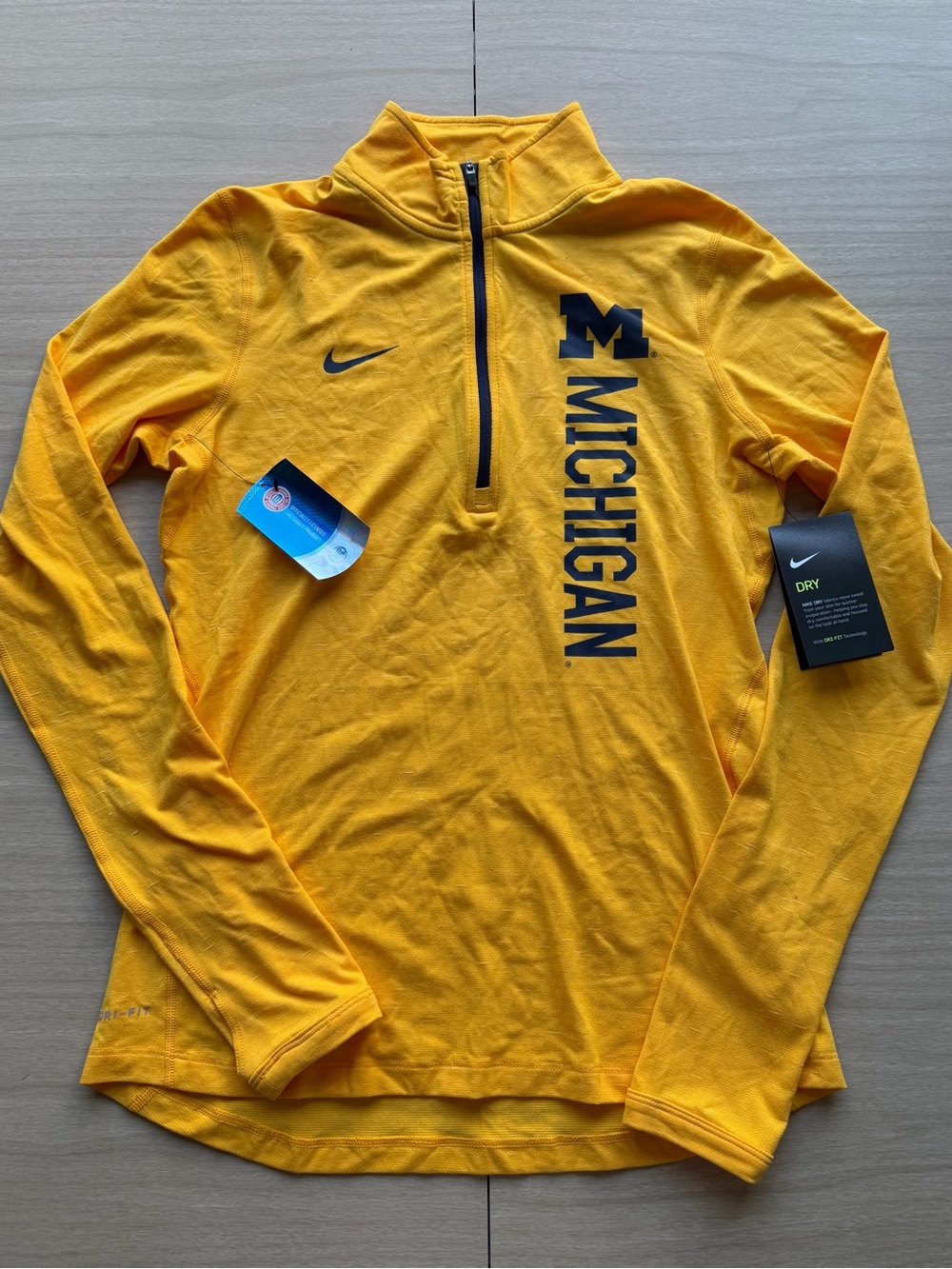Nike Dri-Fit Women’s Yellow Michigan Wolverines Quarter-Zip Pullover S